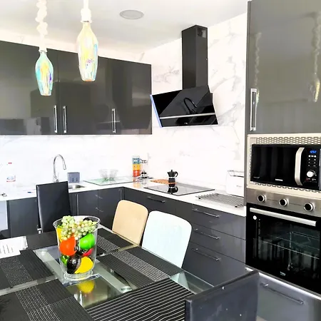 Mercedes - Playa Torremolinos