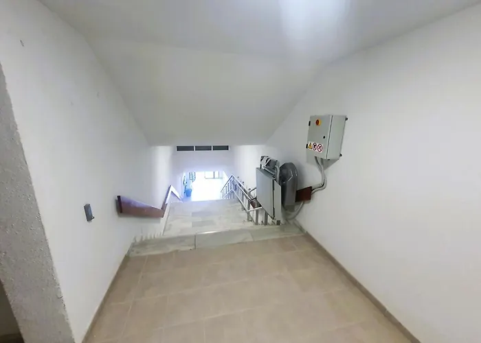 Mercedes - Playa Torremolinos