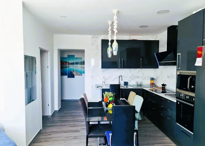 Mercedes - Playa Apartment *