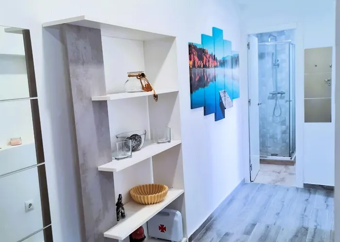 Mercedes - Playa * Torremolinos